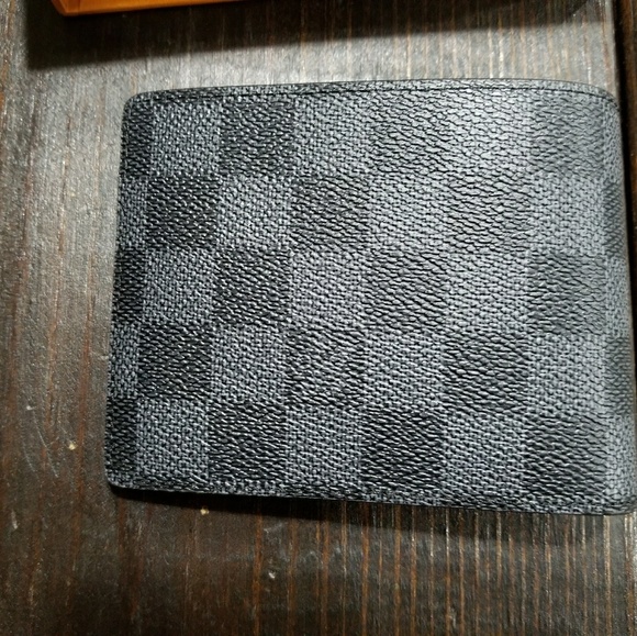 SOLD!Louis Vuitton Damier Graphite Mens Wallet - Picture 6 of 7